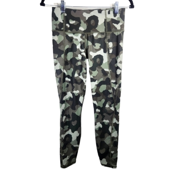 Athleta Lightning Camo Leggings Size Small Green - Picture 1 of 15